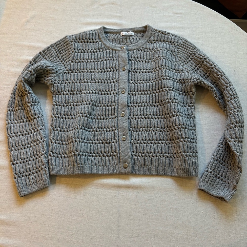 NWOT Calvin Klein Grey Crochet Cardigan Women’s M | Button Front Open Knit